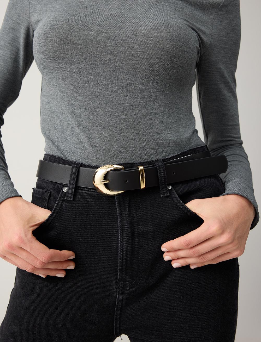 Parlak Oval Tokalı Deri Görünümlü Kemer