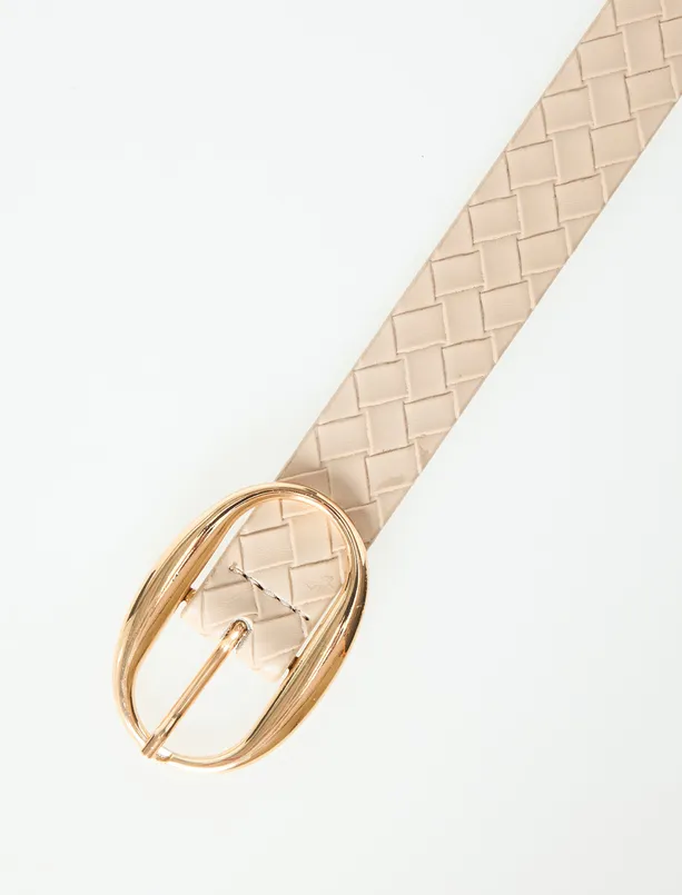 Bayan Bej Oval Tokalı Deri Görünümlü Örgü Desenli Kemer