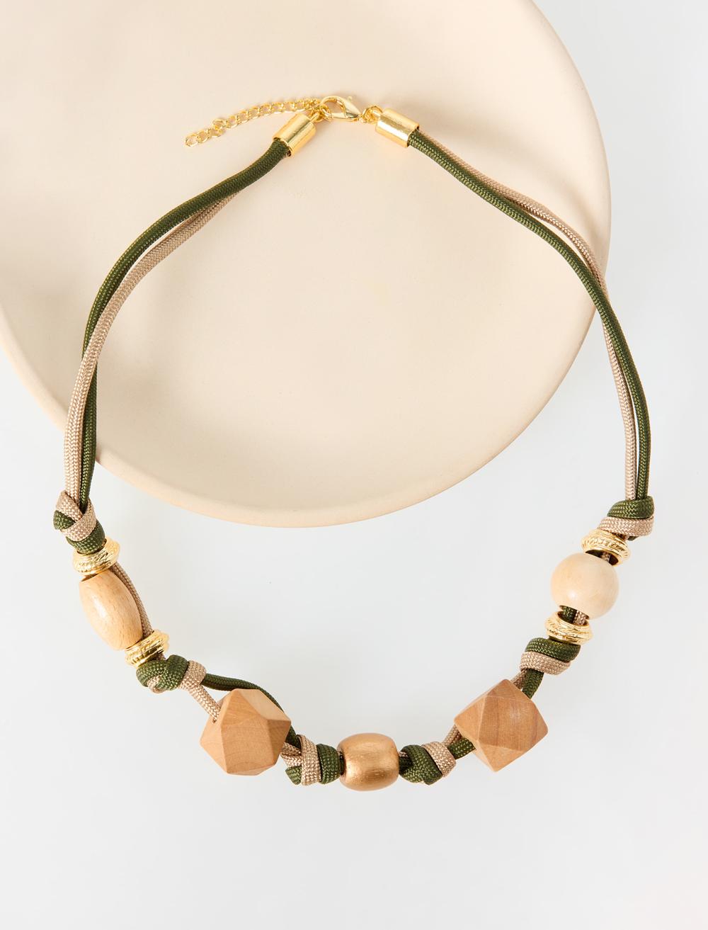 Ahşap Detaylı İpli Kolye