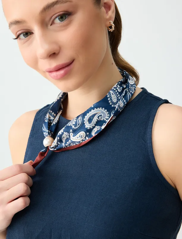 Bayan  Top İnci Detaylı Eşarp Kolye