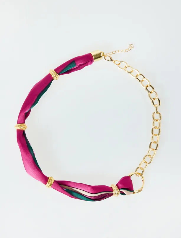 Bayan Karışık Metal Figürlü Zincirli Eşarp Kolye