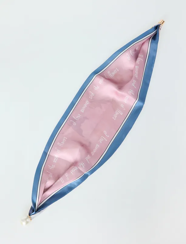 Women Pink Big Pearl Detailed Scarf Necklace