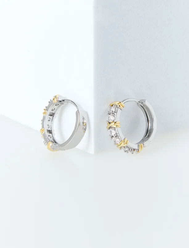 Bayan  Zirkon Taşlı Zarif Halka Küpe