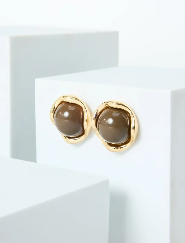 Bayan  Dışı Metal Detaylı Yuvarlak Küpe