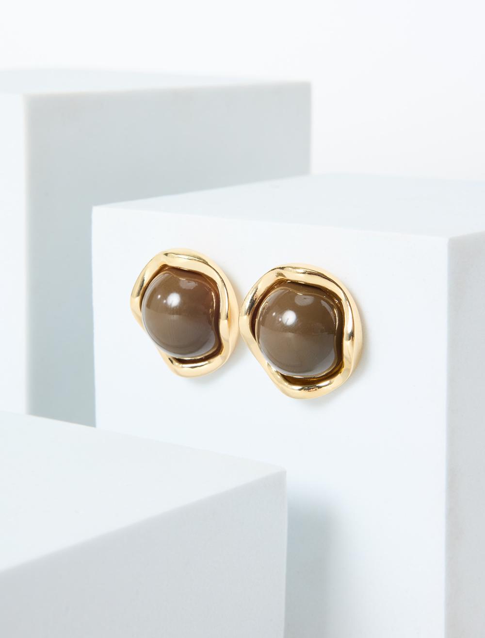 Dışı Metal Detaylı Yuvarlak Küpe