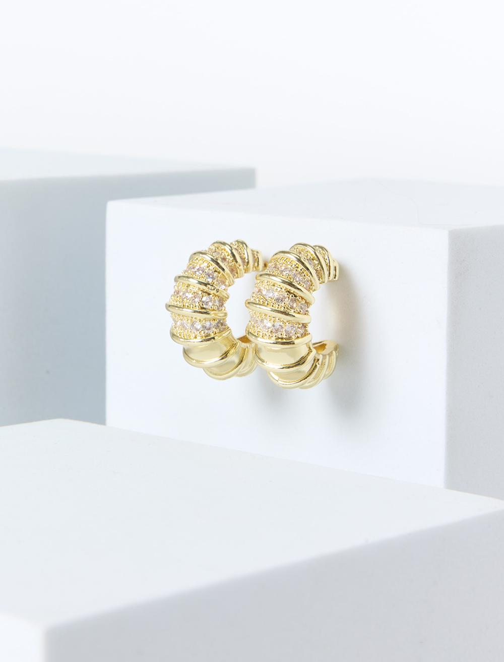 Burgu Formlu Yarım Halka Küpe