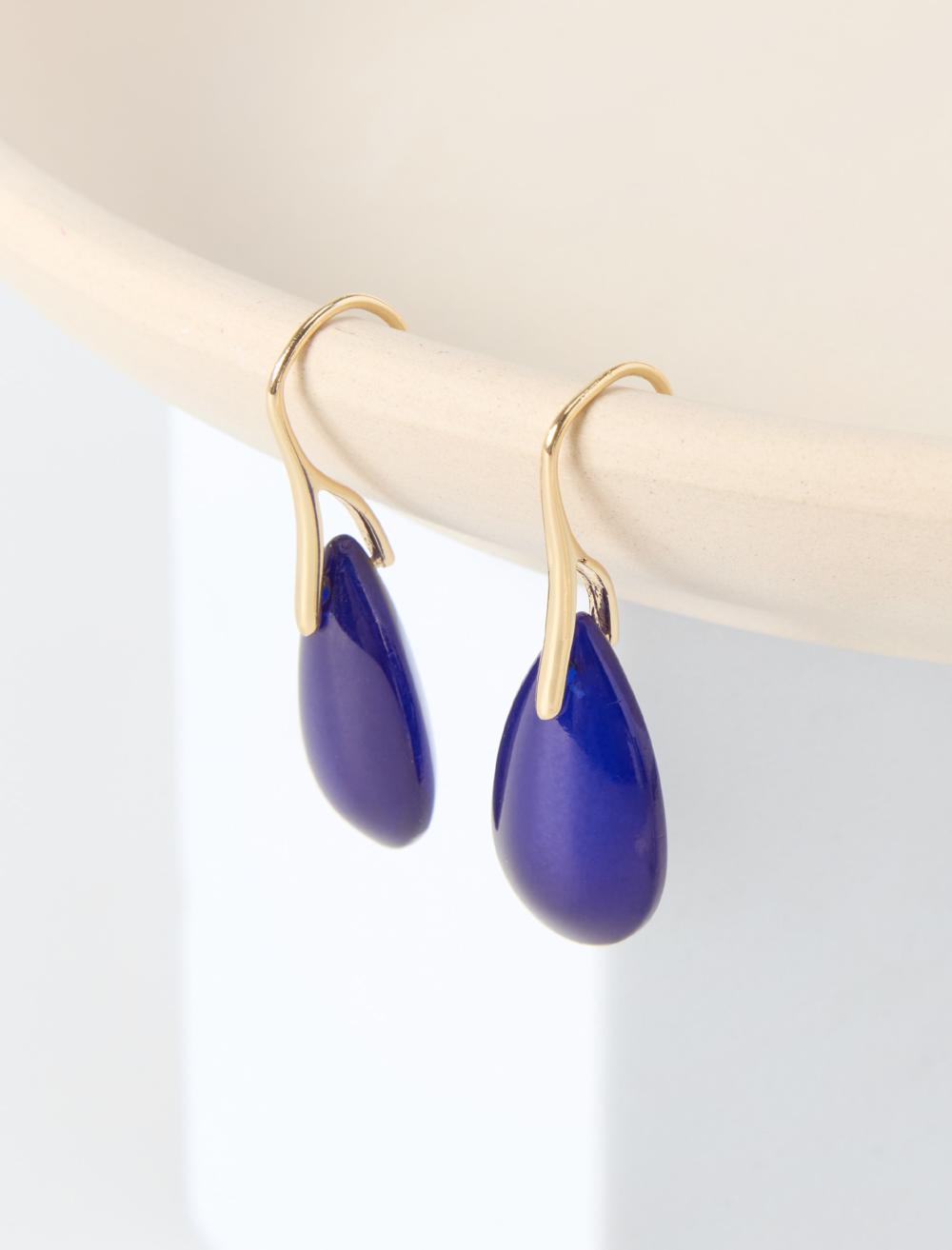 Damla Figürlü Sallantılı Zarif Küpe