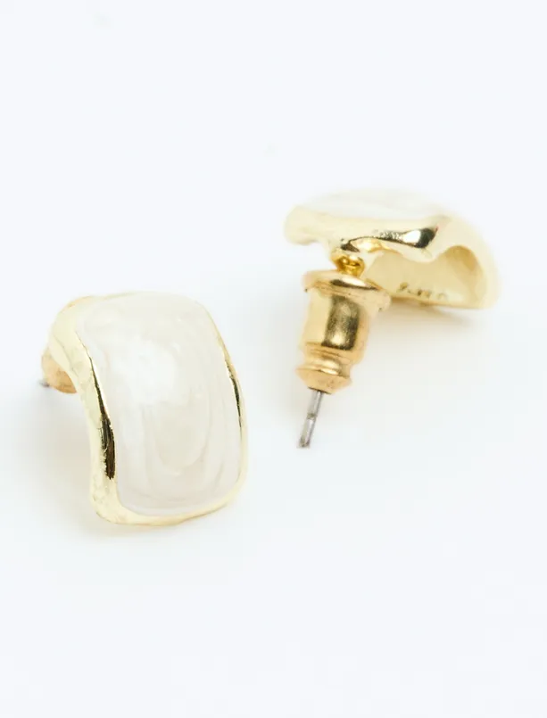 Bayan Beyaz Kare Formlu Parlak Modern Küpe