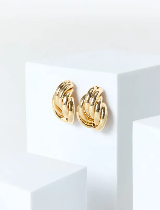 Bayan  Parlak Asimetrik Formlu Küpe