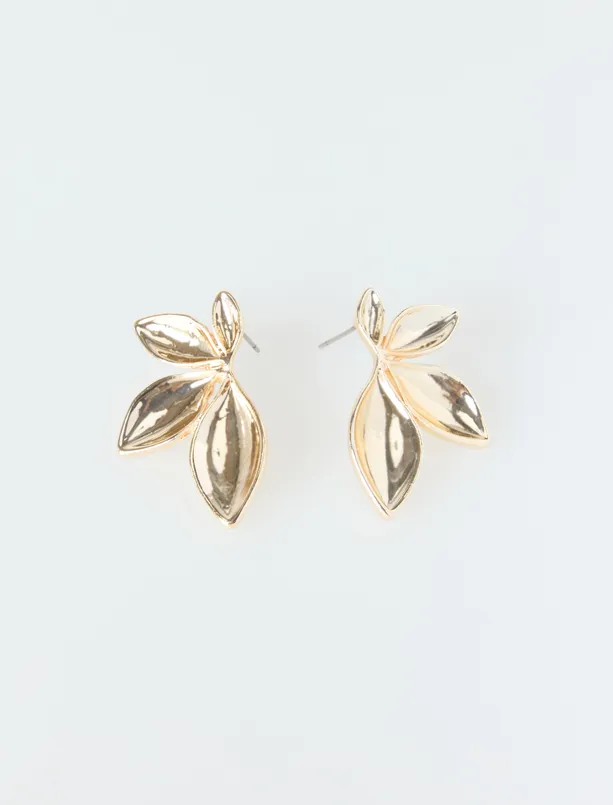 Women Yellow Shiny Modern Earrings with Leaf Figures