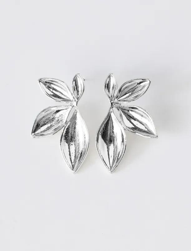 Women  Shiny Modern Earrings with Leaf Figures
