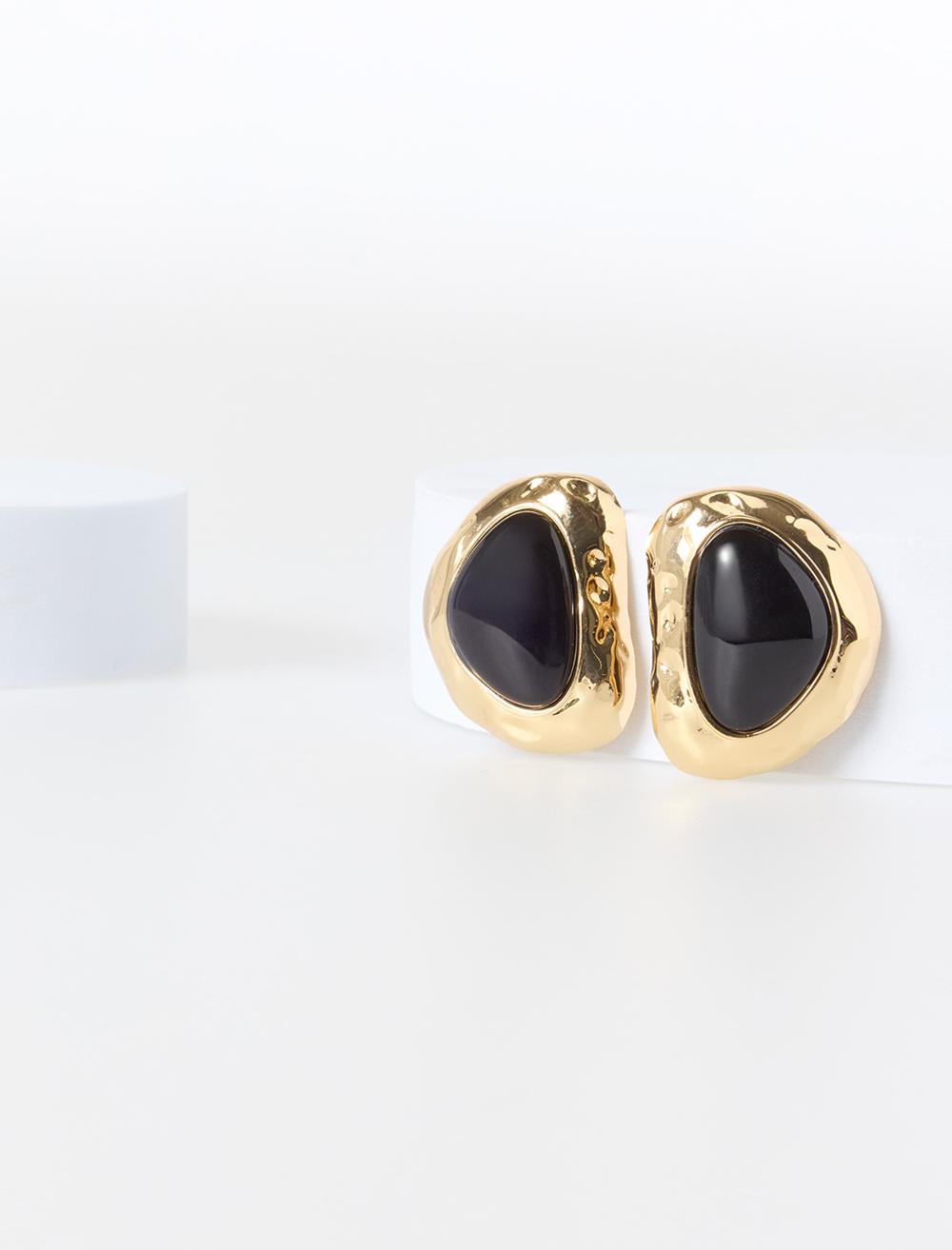 Asimetrik Figürlü Zarif Küpe