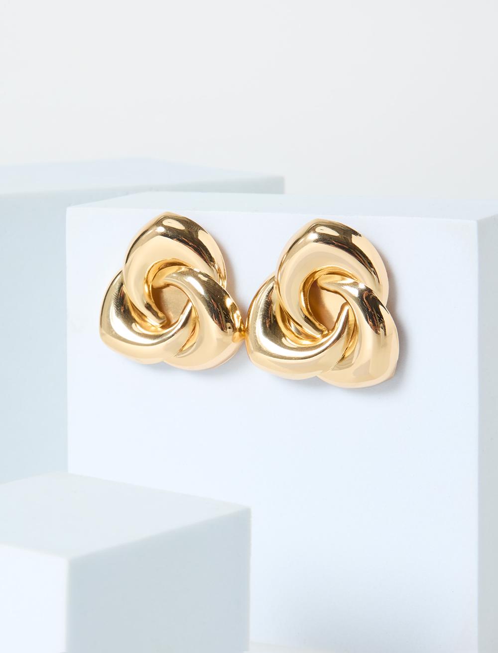 Büyük Çiçek Figürlü Parlak Küpe