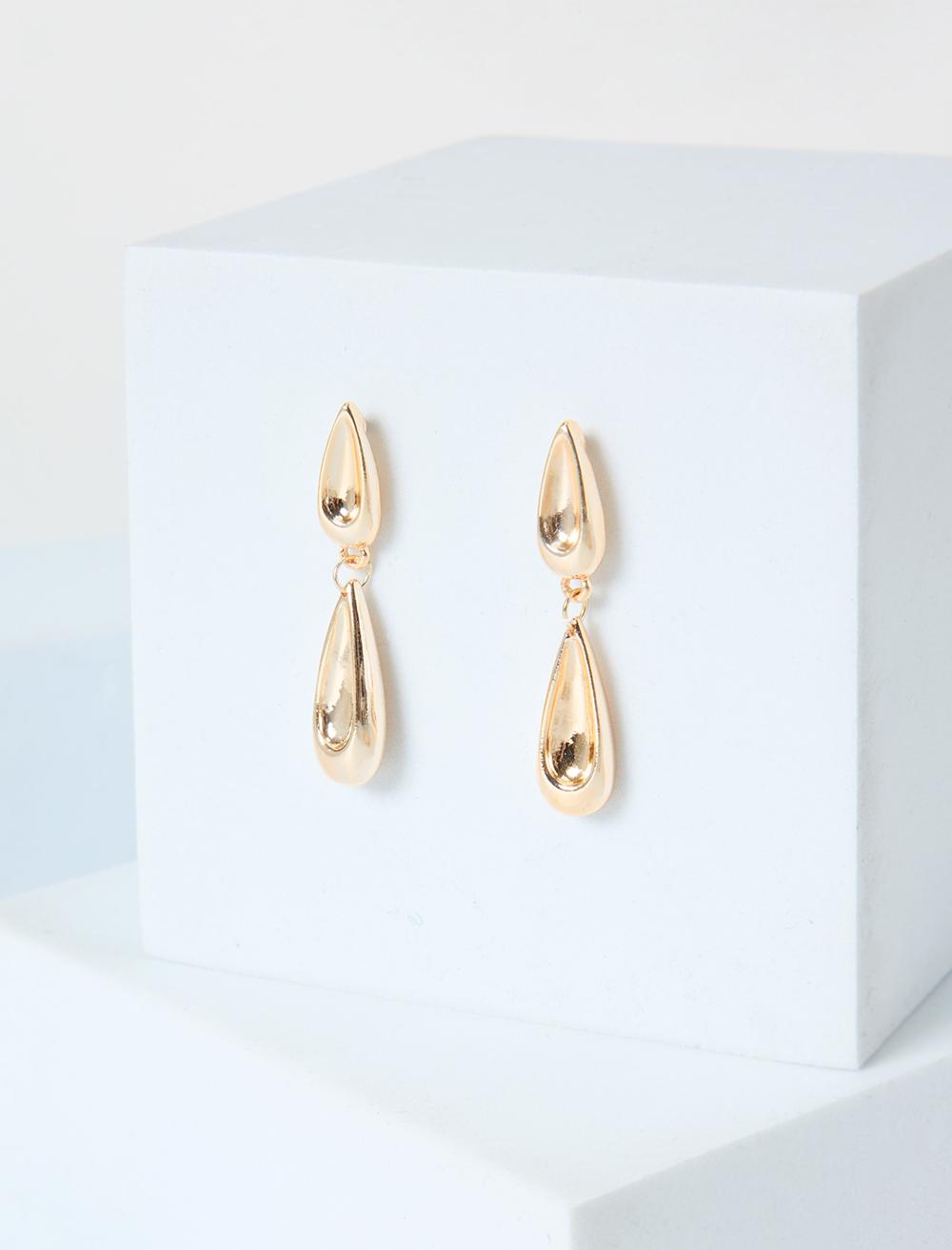 Parlak Zarif Sallantılı Küpe