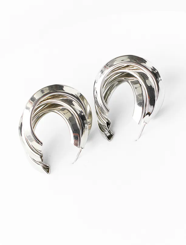 Women Grey Asymmetrical Spiral-Shaped Earrings