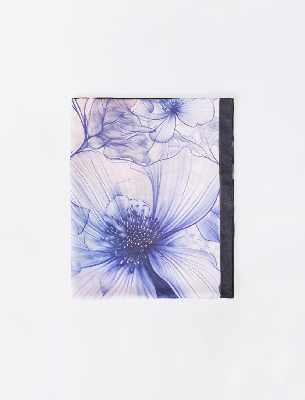 Çiçek Desenli Dokuma Şal