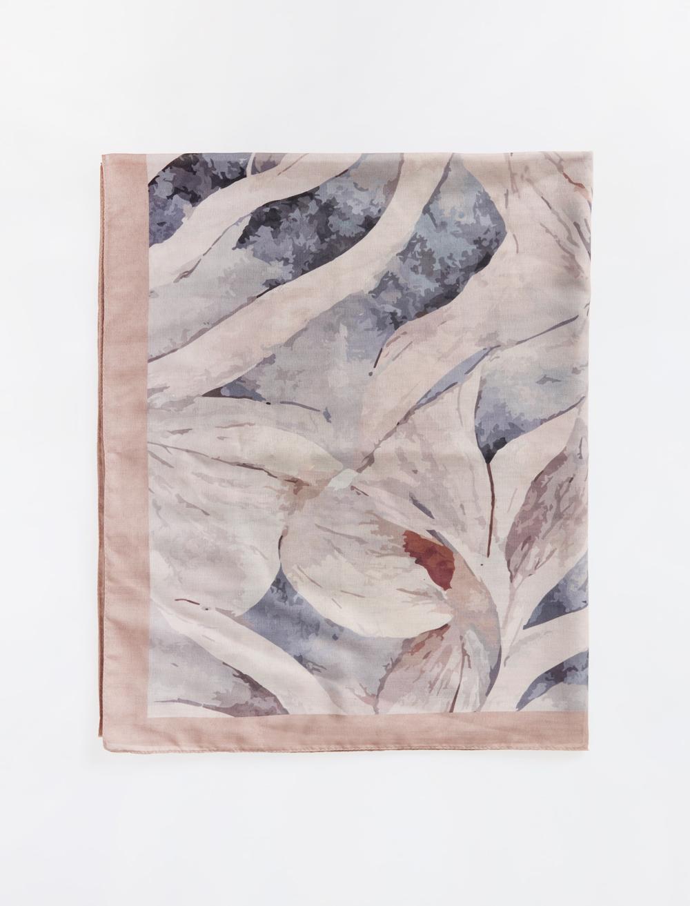 Çiçek Desenli Dokuma Şal