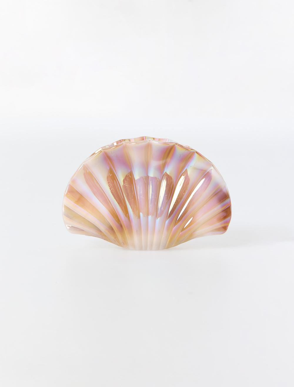 Deniz Kabuğu Figürlü Toka