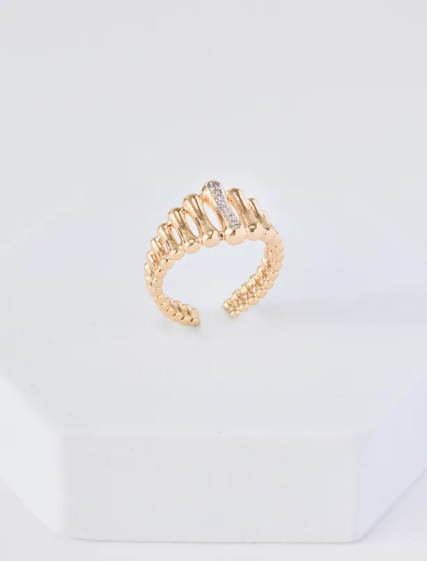 Women  Ring with a Strip-Shaped Design and Stone Accents