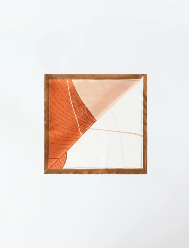 Bayan Kahverengi Asimetrik Çizgi Desenli Dokuma Eşarp