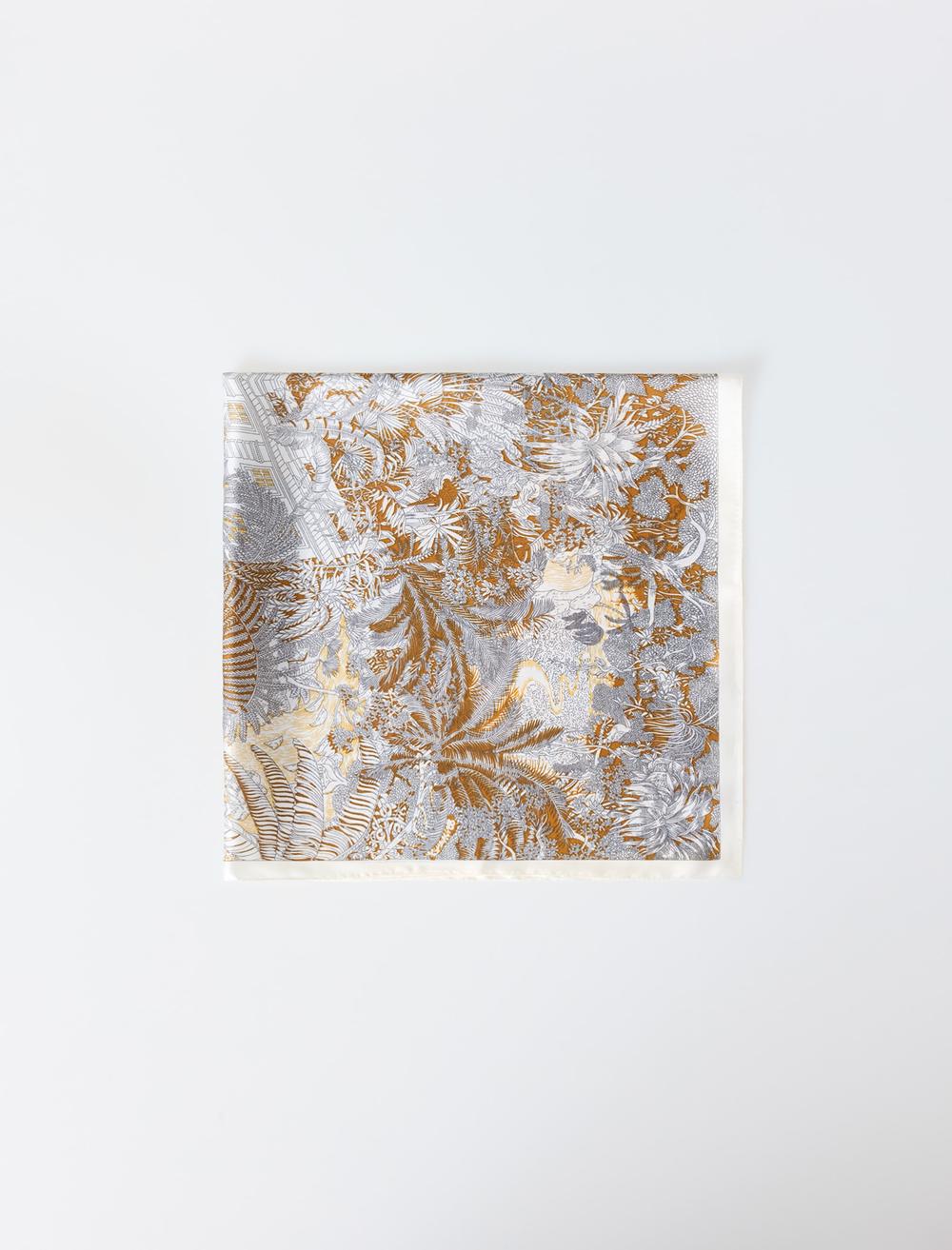 Çiçek Desenli Parlak Dokuma Eşarp