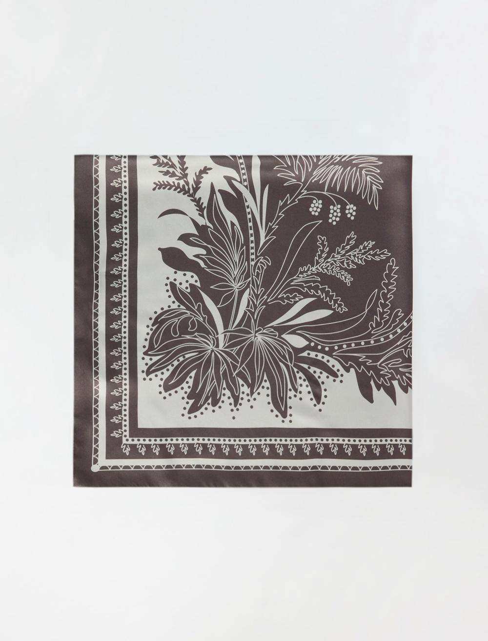 Çiçek Desenli Dokuma Eşarp