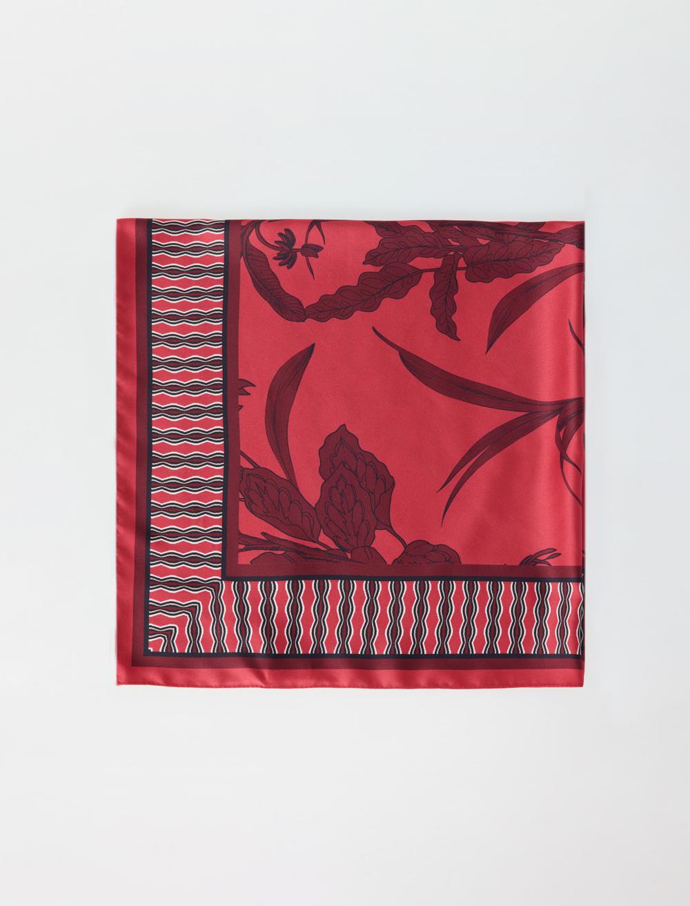 Çiçek Desenli Dokuma Eşarp